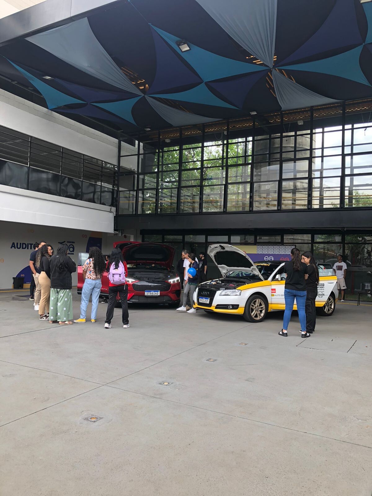 evento-de-imersao-automobilistica-une-tecnologia-inclusao-e-aprendizado-no-centro-tea-paulista